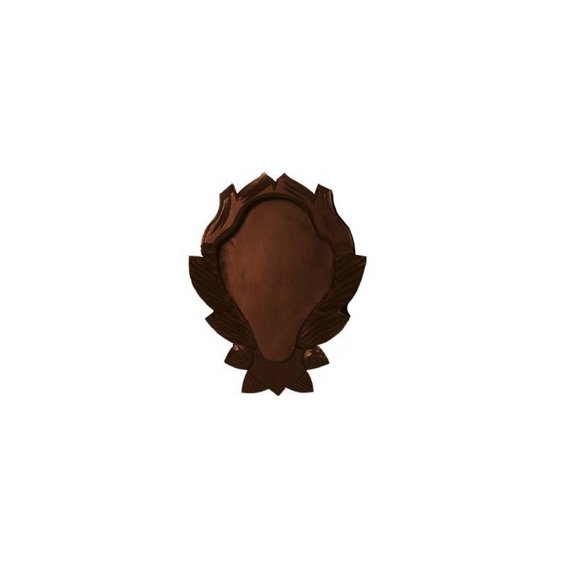 Scudetto per camoscio scuro intagliato