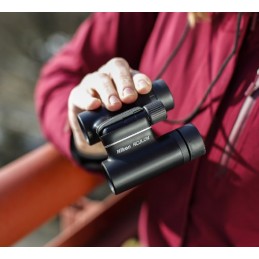 Binocolo compatto Nikon ACULON T02 10x21 Binocolo compatto Nikon ACULON T02 10x21